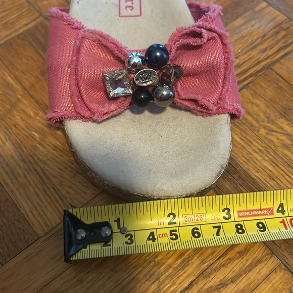 Juicy couture flip flops size 2 - Picture 7 of 8